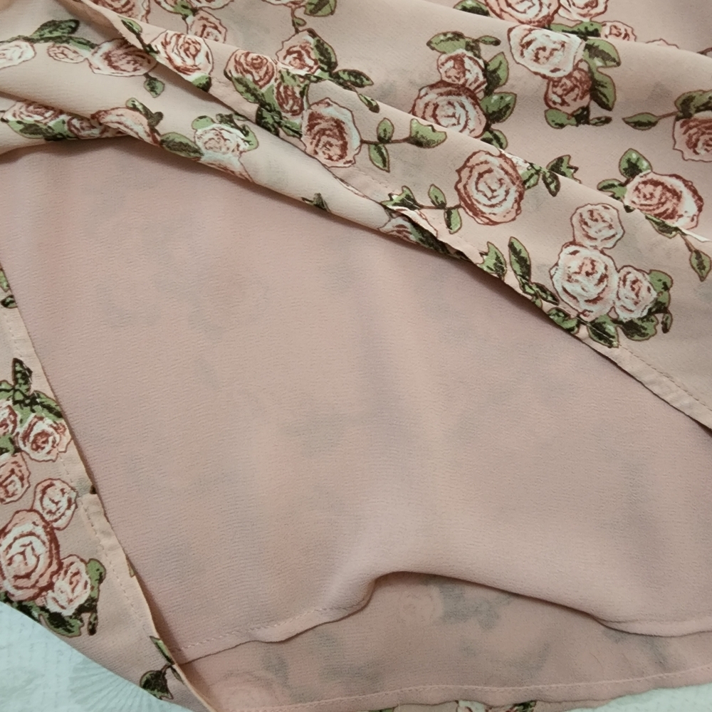 DR2 Floral Boho Ruffled Top - Picture 8 of 10